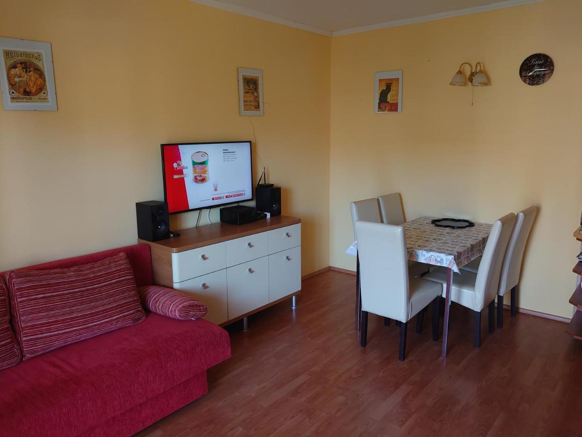 Coke Wellness Apartman Siófok Exteriör bild